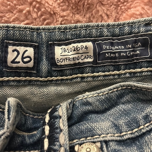 Miss Me Jeans with intricate pocket stitching - size 26 - Picture 4 of 13